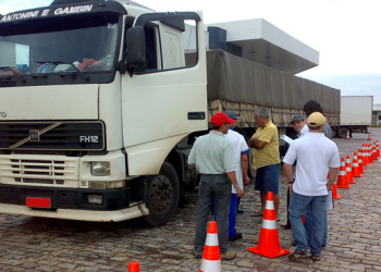 Avaliação gratuita em caminhões nas Rodovias Dutra e Castello Branco