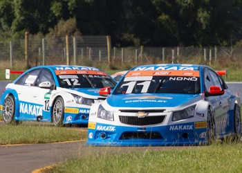 Os pilotos Nonô Figueiredo e Guilherme Salas da equipe Onze Motorsports, patrocinada pela Nakata