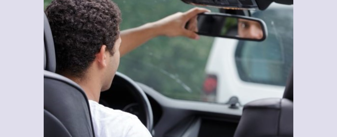 Conheça os vícios ao volante que podem prejudicar componentes do veículo