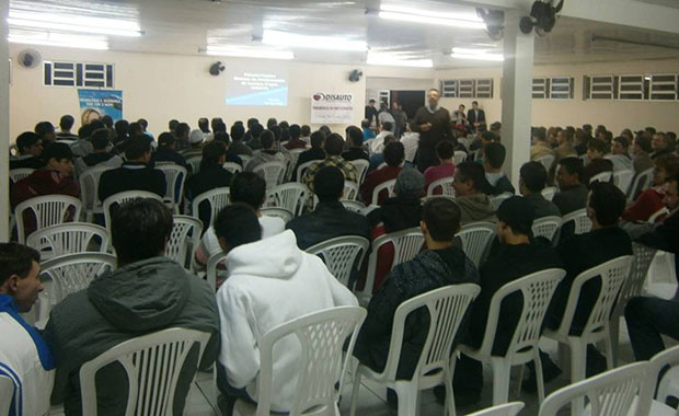 Nakata treina mais de 7,5 mil profissionais do setor de reposição em 2014