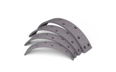 Revisão preventiva do freio evita desgaste excessivo e desplacamento da lona